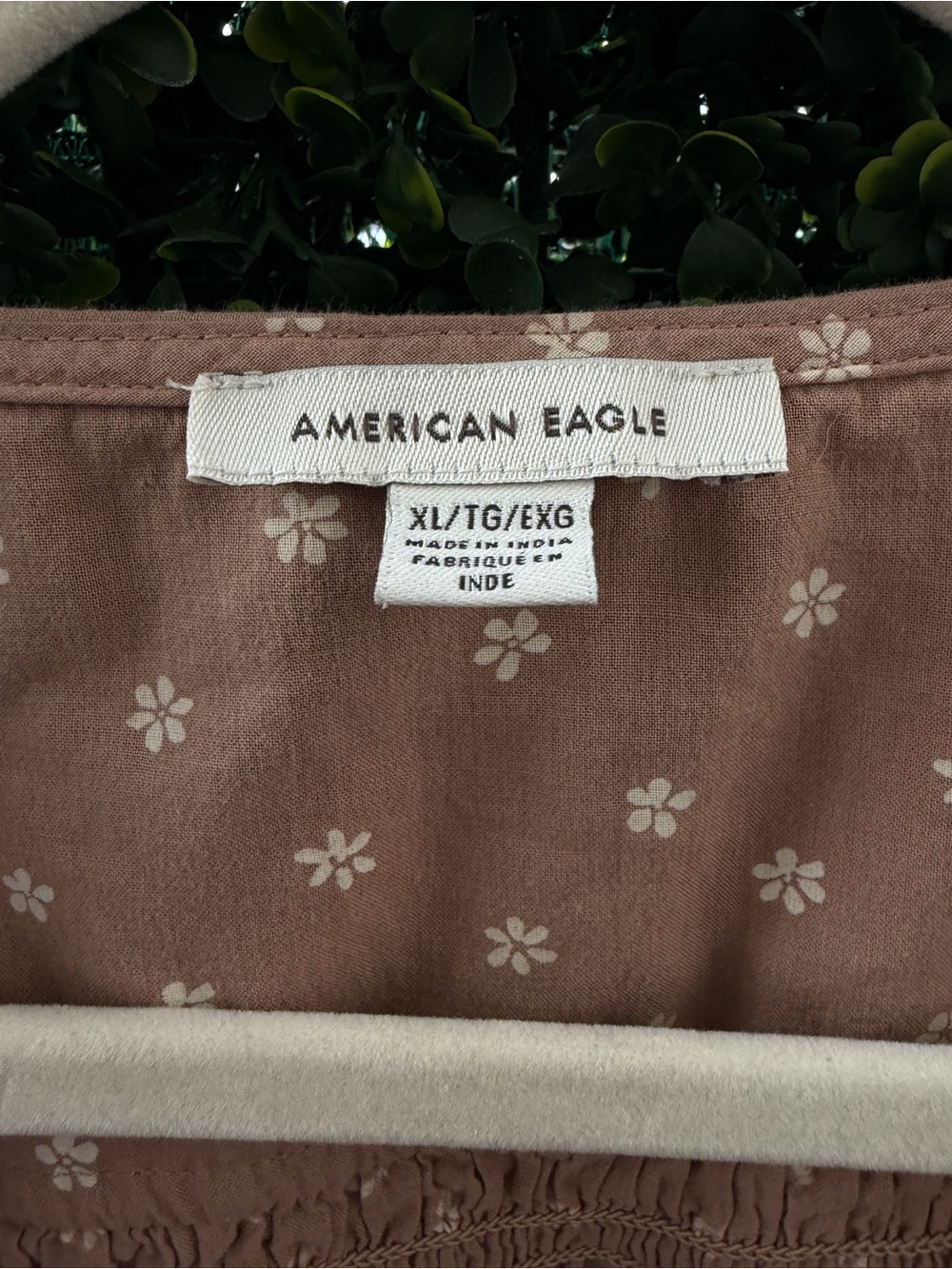 American Eagle Outfitters tan Smocked Tie-Front Crop Top - Picture 2 of 2